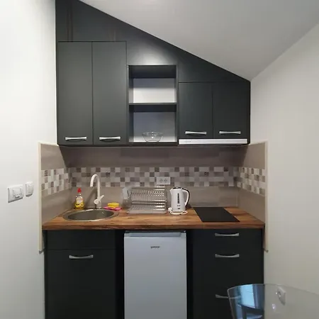 Molders Apartment *